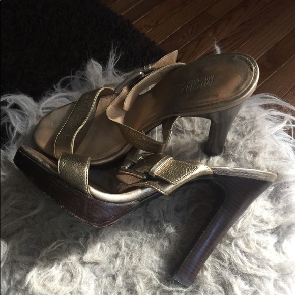 MICHAEL KORS heels/slip on sandals - Picture 2 of 2